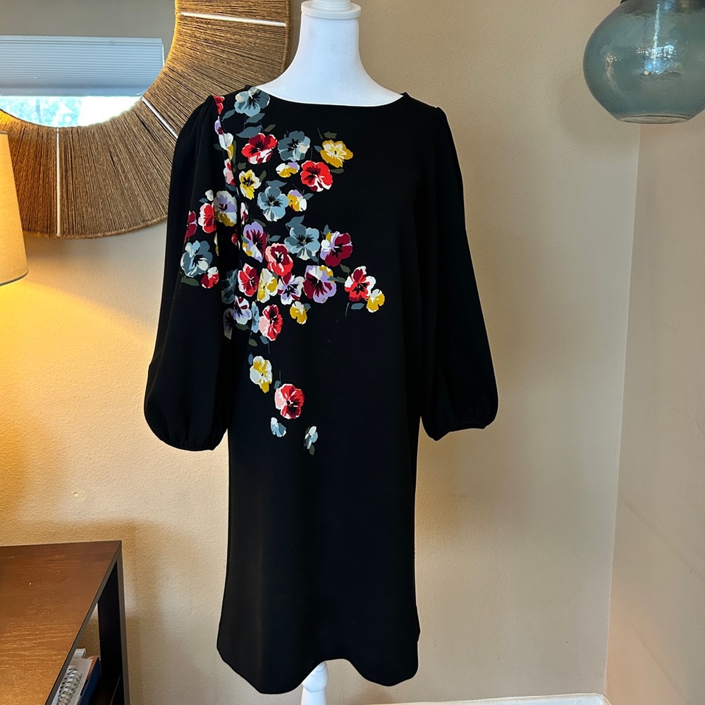 Ann Taylor black dress with flowers, size MP, Brandi new with tags